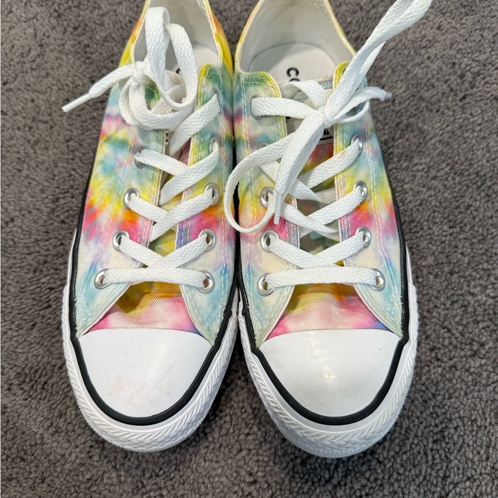 Converse. Women Tie-Dye Sneakers - Multicolor